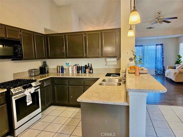 12966 Sundown, Victorville, CA 92392