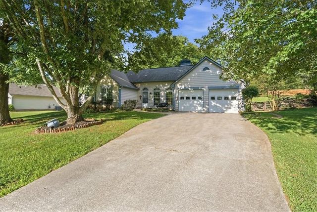 1870 Emerald Drive, Cumming, GA 30040