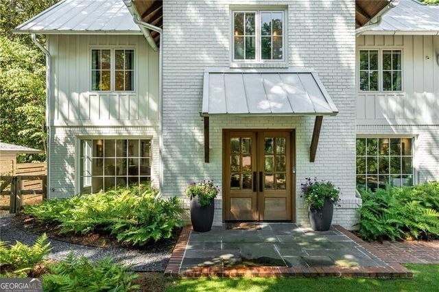 700 Edgewater Trail, Atlanta, GA 30328