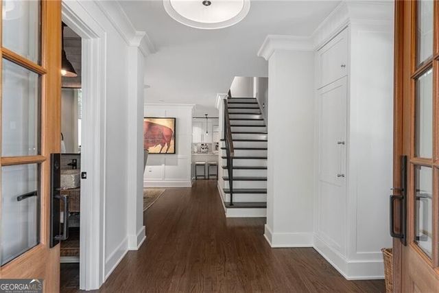 700 Edgewater Trail, Atlanta, GA 30328