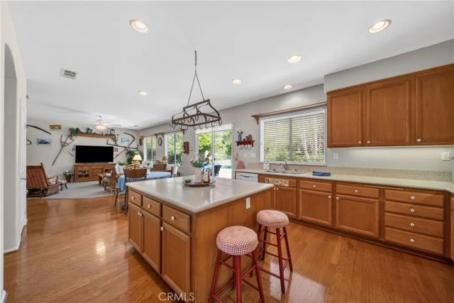 22262 Trinity Place, Saugus, CA 91390
