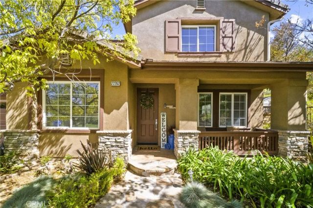 22262 Trinity Place, Saugus, CA 91390