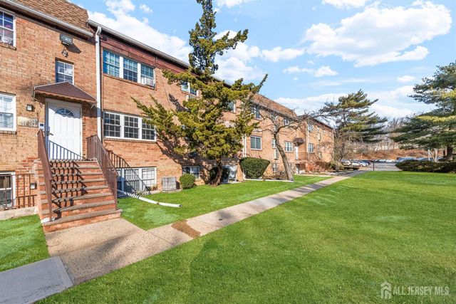 125 College Drive, Edison, NJ 08817