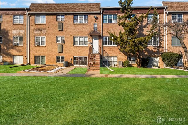 125 College Drive, Edison, NJ 08817