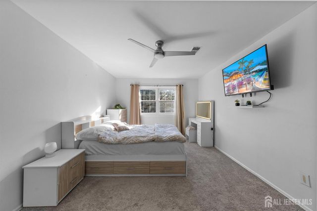 125 College Drive, Edison, NJ 08817