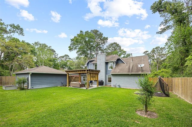3007 Falling Brook Drive, Kingwood, TX 77345