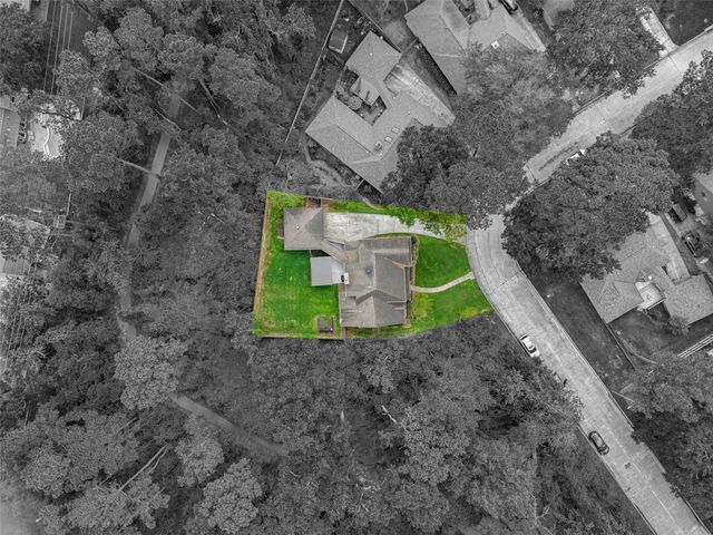 3007 Falling Brook Drive, Kingwood, TX 77345