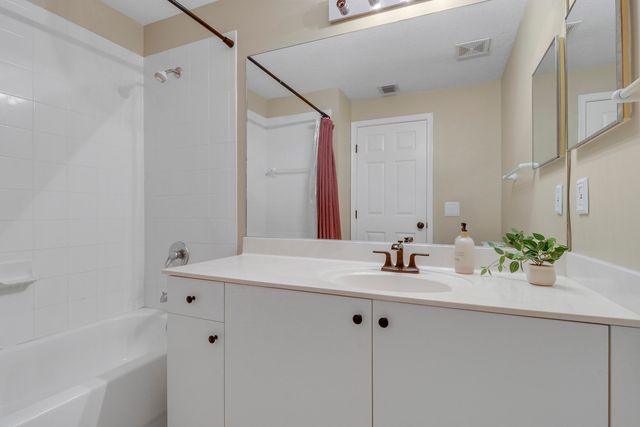 4850 Chancellor Drive 21, Jupiter, FL 33458