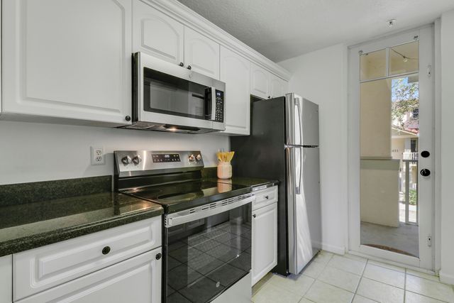 4850 Chancellor Drive 21, Jupiter, FL 33458
