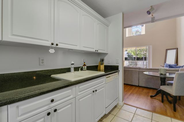 4850 Chancellor Drive 21, Jupiter, FL 33458