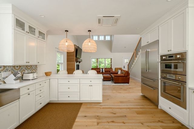 7 Laurel Street, Hingham, MA 02043