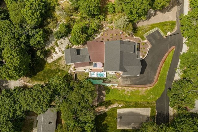 7 Laurel Street, Hingham, MA 02043