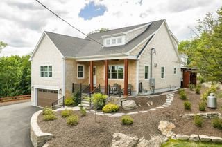 7 Laurel Street, Hingham, MA 02043