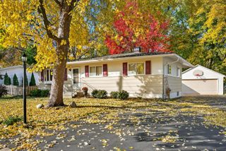 310 2nd Court, Crystal Lake, IL 60014