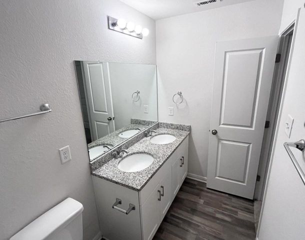 15717 Del Norte Drive, Conroe, TX 77306