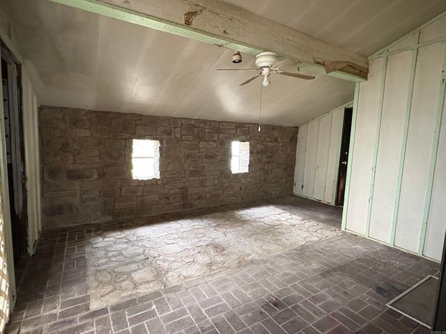 22 Tanglewood Avenue, Oppelo, AR 72110