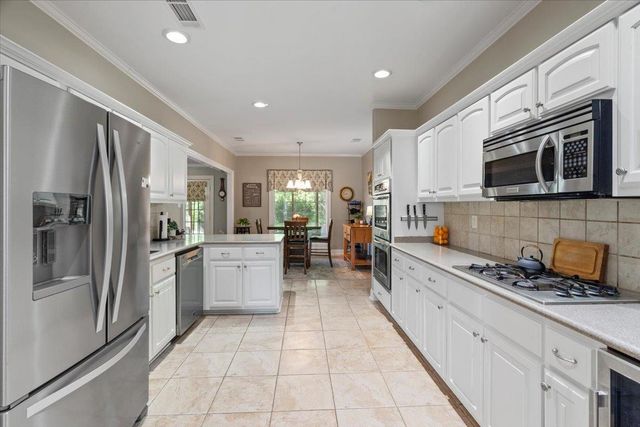 93 NOB HILL CV, Munford, TN 38058