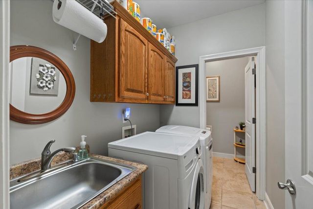 93 NOB HILL CV, Munford, TN 38058