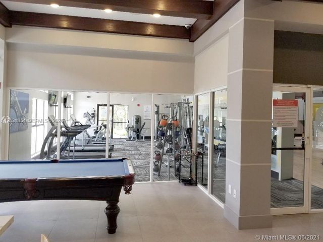 15610 SW 105th Lane 606, Miami, FL 33196