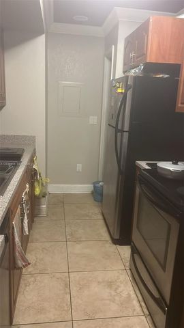 15610 SW 105th Lane 606, Miami, FL 33196