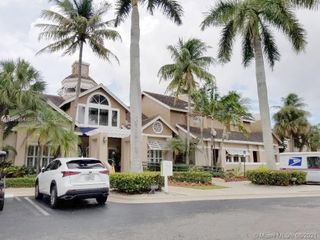 15610 SW 105th Lane 606, Miami, FL 33196