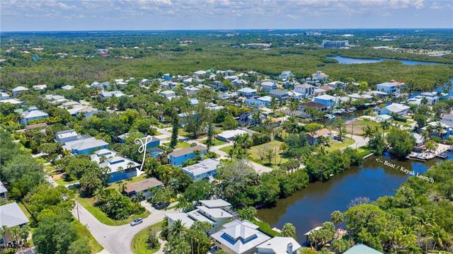 718 Pan Am AVE, Naples, FL 34110