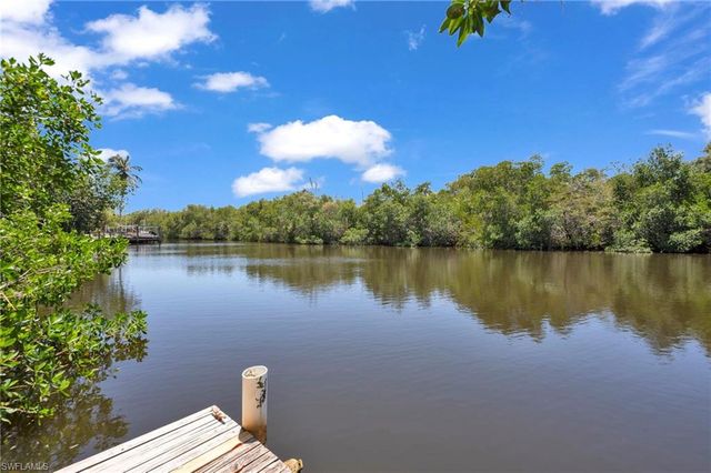 718 Pan Am AVE, Naples, FL 34110