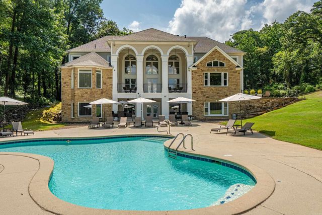 550 Long Island Drive, Hot Springs, AR 71913