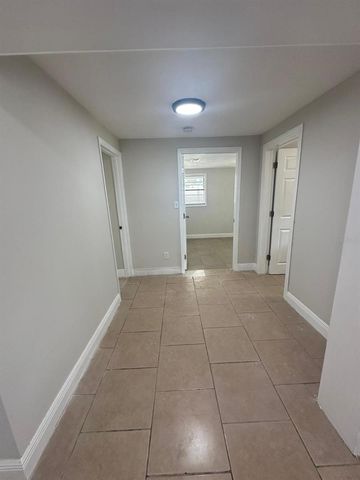 7207 HARWICK DR, Orlando, FL 32818