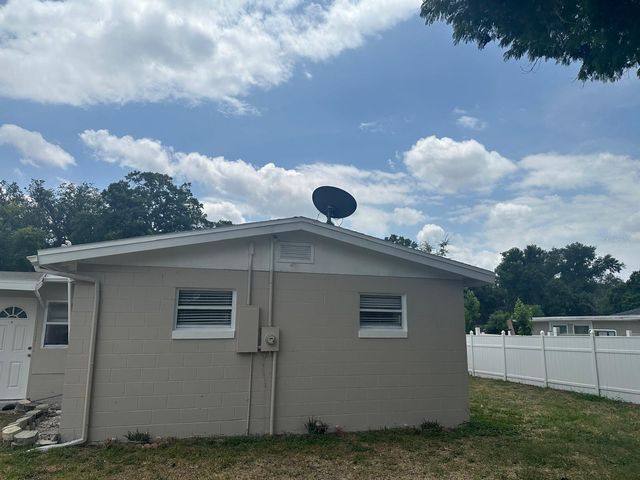 7207 HARWICK DR, Orlando, FL 32818