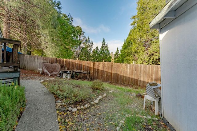 502 Granite Hill Ct, Grass Valley, CA 95945