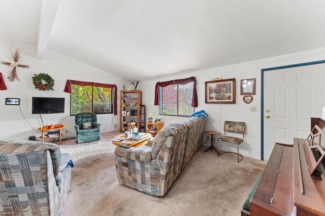 502 Granite Hill Ct, Grass Valley, CA 95945