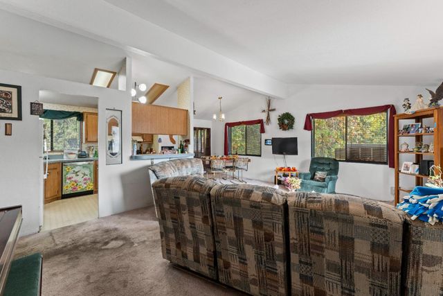 502 Granite Hill Ct, Grass Valley, CA 95945