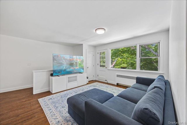 141 S Buckhout 141, Irvington, NY 10533