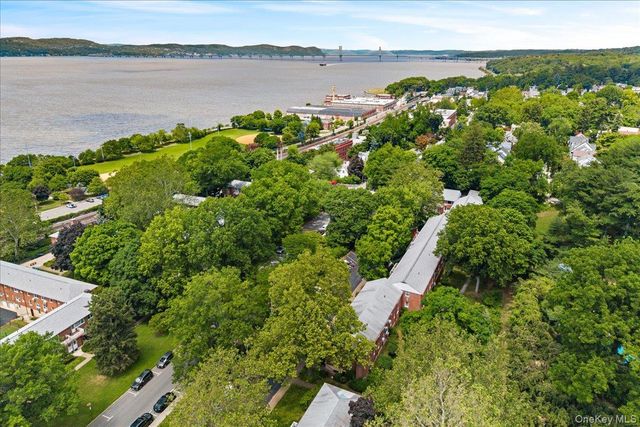 141 S Buckhout 141, Irvington, NY 10533