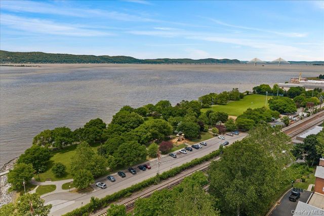 141 S Buckhout 141, Irvington, NY 10533