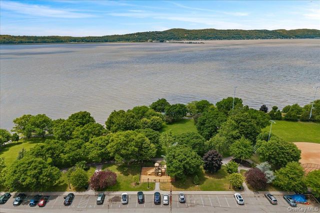 141 S Buckhout 141, Irvington, NY 10533