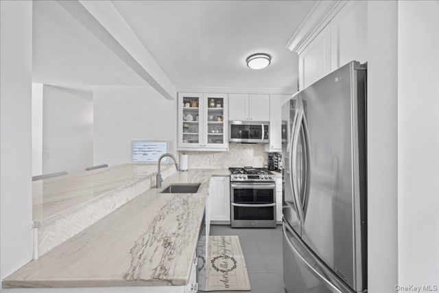 141 S Buckhout 141, Irvington, NY 10533