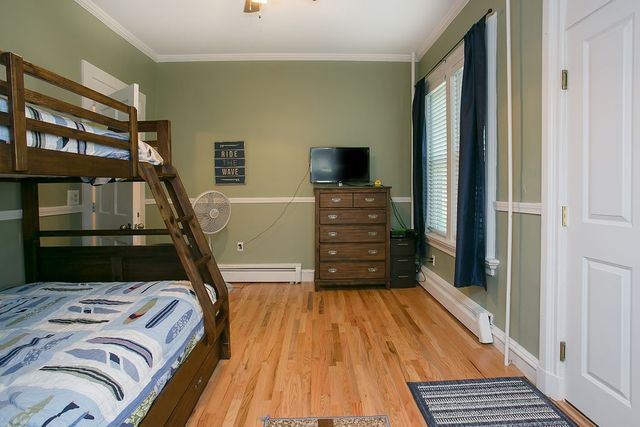 3 Prairie Avenue 1, Newport, RI 02840