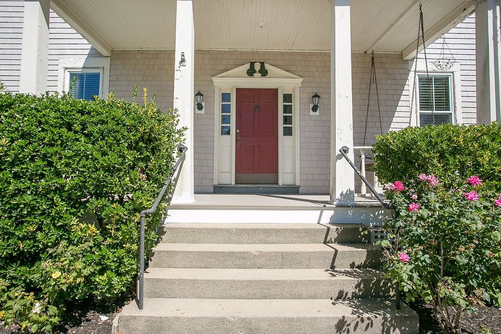 3 Prairie Avenue 1, Newport, RI 02840