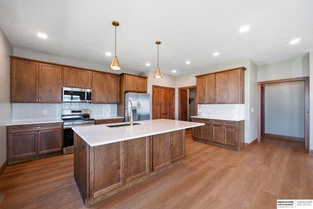 9508 Far Niente Lane, Lincoln, NE 68526