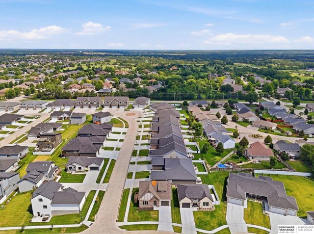 9508 Far Niente Lane, Lincoln, NE 68526