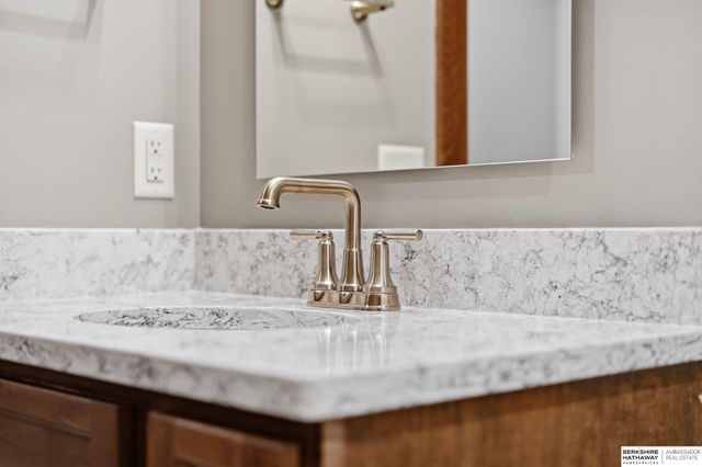 9508 Far Niente Lane, Lincoln, NE 68526