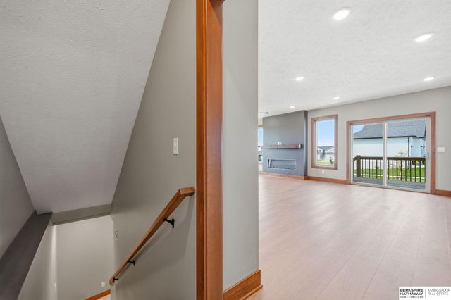 9508 Far Niente Lane, Lincoln, NE 68526