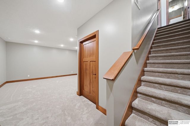 9508 Far Niente Lane, Lincoln, NE 68526