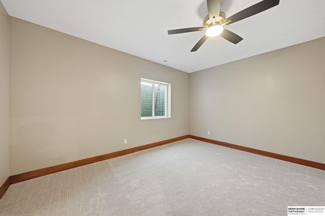 9508 Far Niente Lane, Lincoln, NE 68526