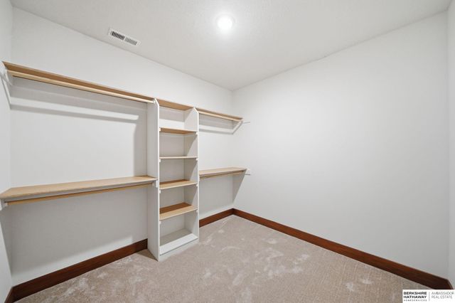 9508 Far Niente Lane, Lincoln, NE 68526