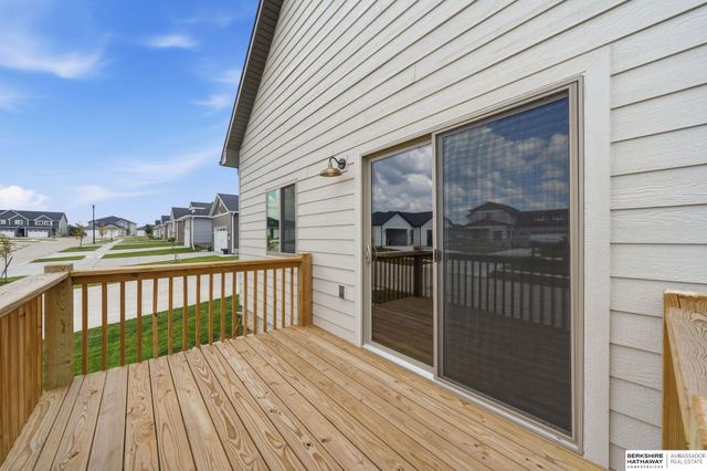 9508 Far Niente Lane, Lincoln, NE 68526