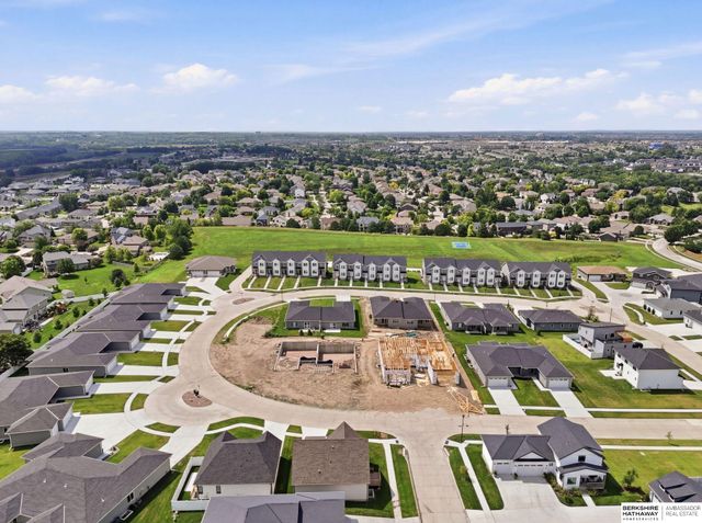 9508 Far Niente Lane, Lincoln, NE 68526