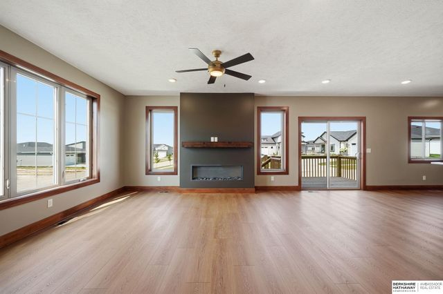 9508 Far Niente Lane, Lincoln, NE 68526